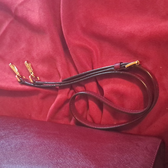 🥰Michael Kors Burgundy Satchel or Crossbody Excellent Condition Like New - Picture 4 of 12